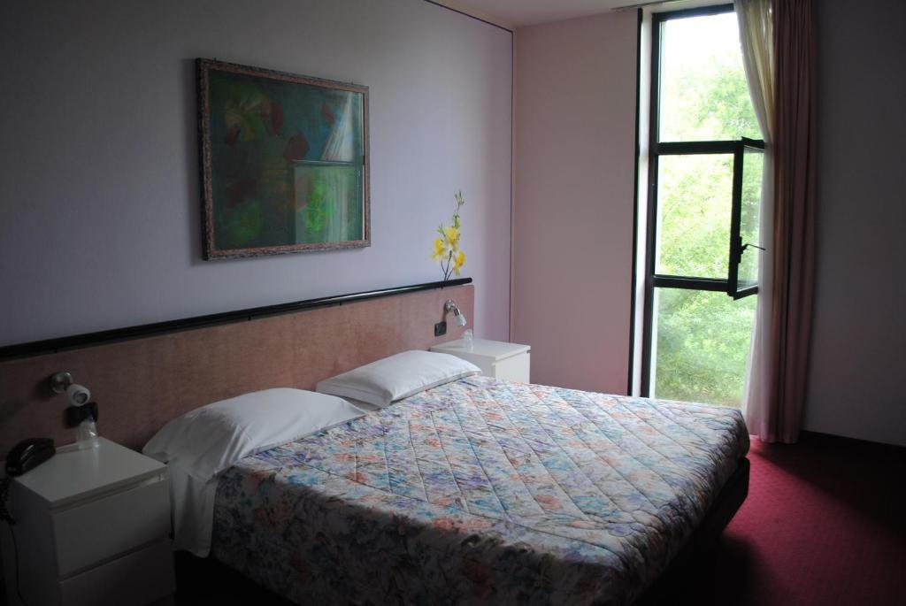 Hotel Giannina ฟอร์ลิมโปโปลี ห้อง รูปภาพ