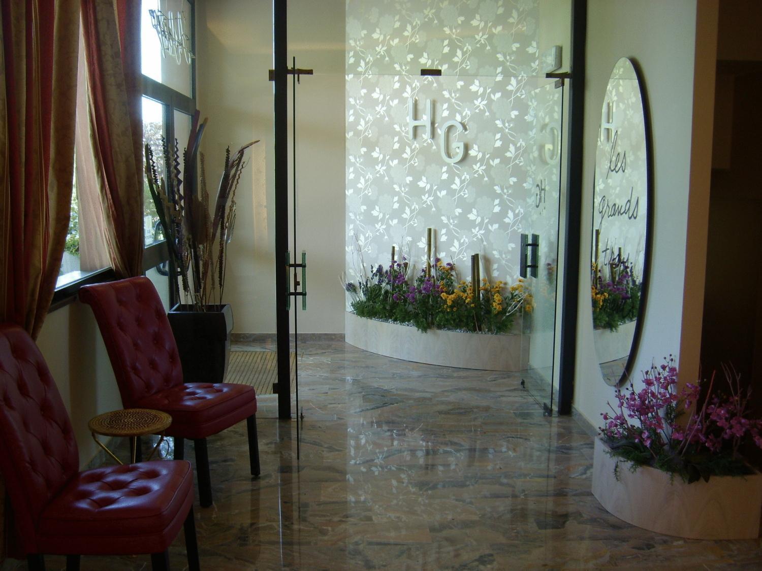 Hotel Giannina ฟอร์ลิมโปโปลี ภายนอก รูปภาพ