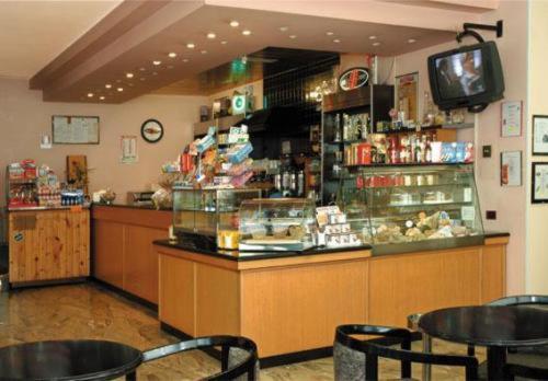 Hotel Giannina ฟอร์ลิมโปโปลี ภายนอก รูปภาพ