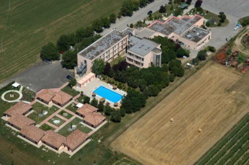 Hotel Giannina ฟอร์ลิมโปโปลี ภายนอก รูปภาพ