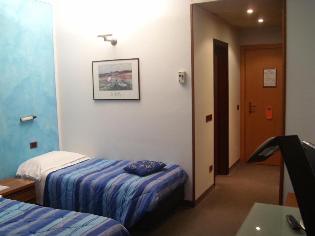 Hotel Giannina ฟอร์ลิมโปโปลี ภายนอก รูปภาพ